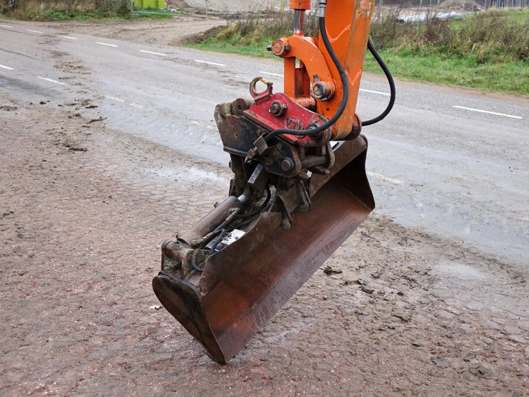Hitachi ZX35U-2 CLR (Tilting Bucket) Excavator | Boss Machinery